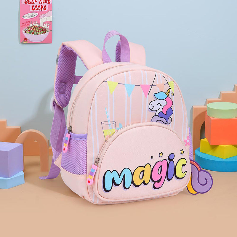 Children's Travel Backpack Primary School Students Outdoor Travel Backpack New Bag Travel Kindergarten Cartoon Small Schoolbag