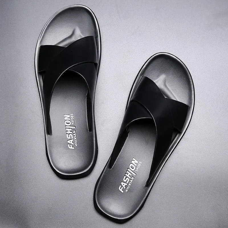 Korean Style Summer New Leather Slippers Men's Flip-Flops Sandals Non-Slip Soft Bottom Beach Shoes Men's Trendy Outdoor Slippers