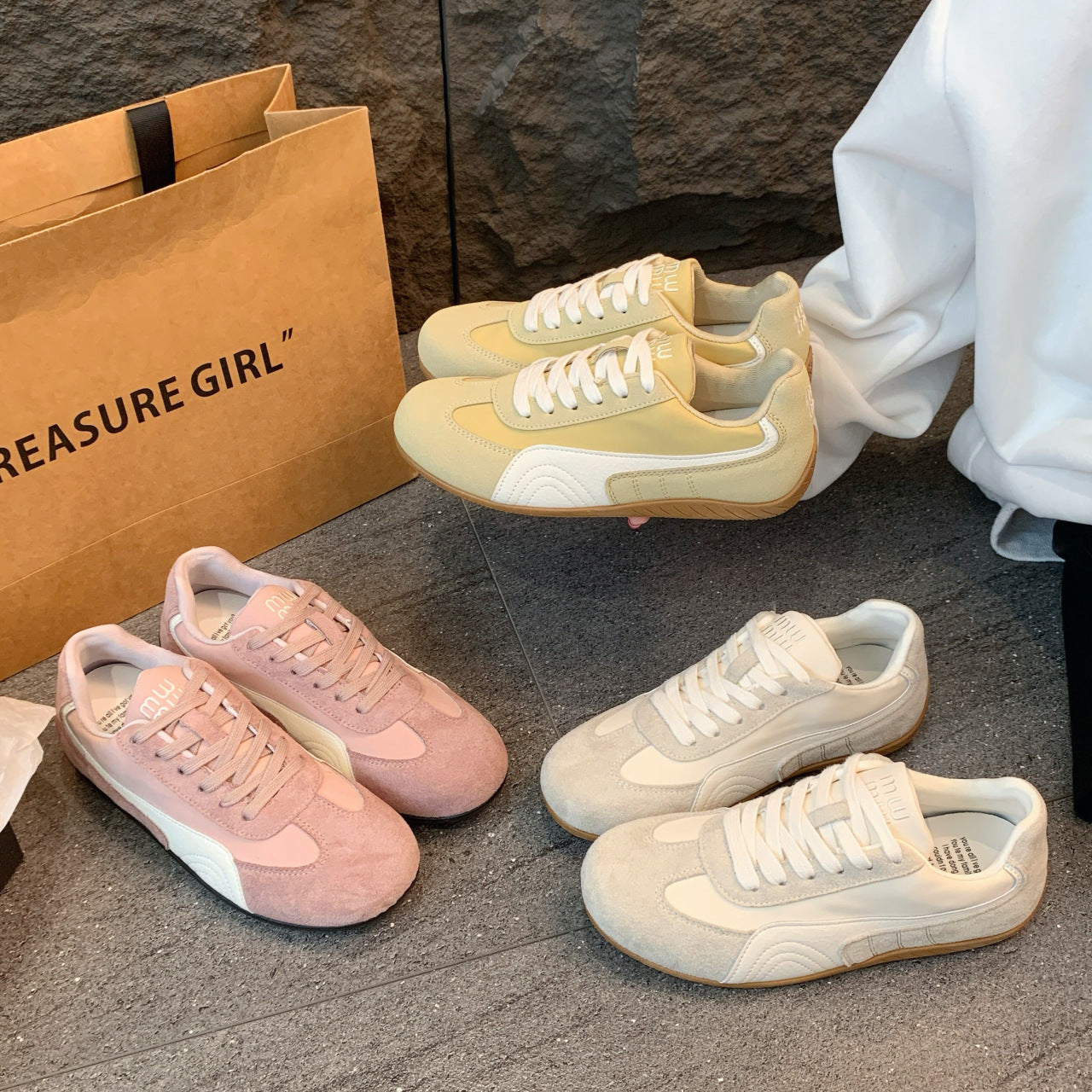2025 White Shoes Women's Training Casual Lace-up Running Ins Sneaker All-match Flat Sneakers Retro German Training Shoes