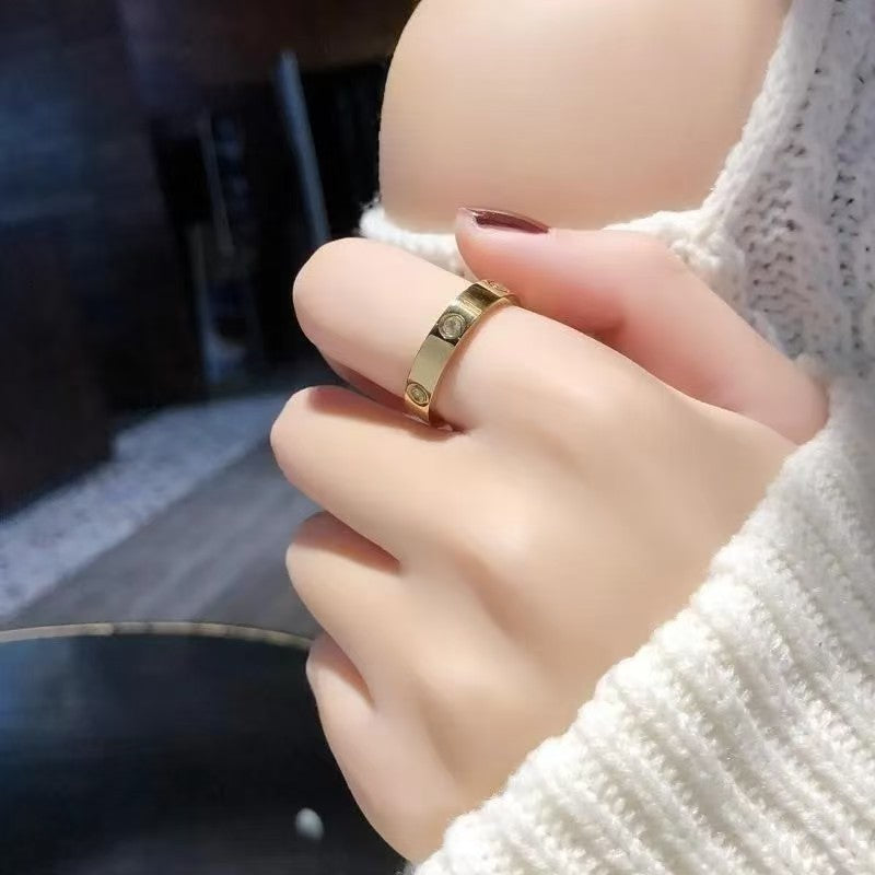 Color-free Internet-famous Light Luxury Diamond-encrusted 18k Ring Ins High-grade Men's And Women's Titanium Steel Couple's Pair Ring Fashion Exquisite Ring